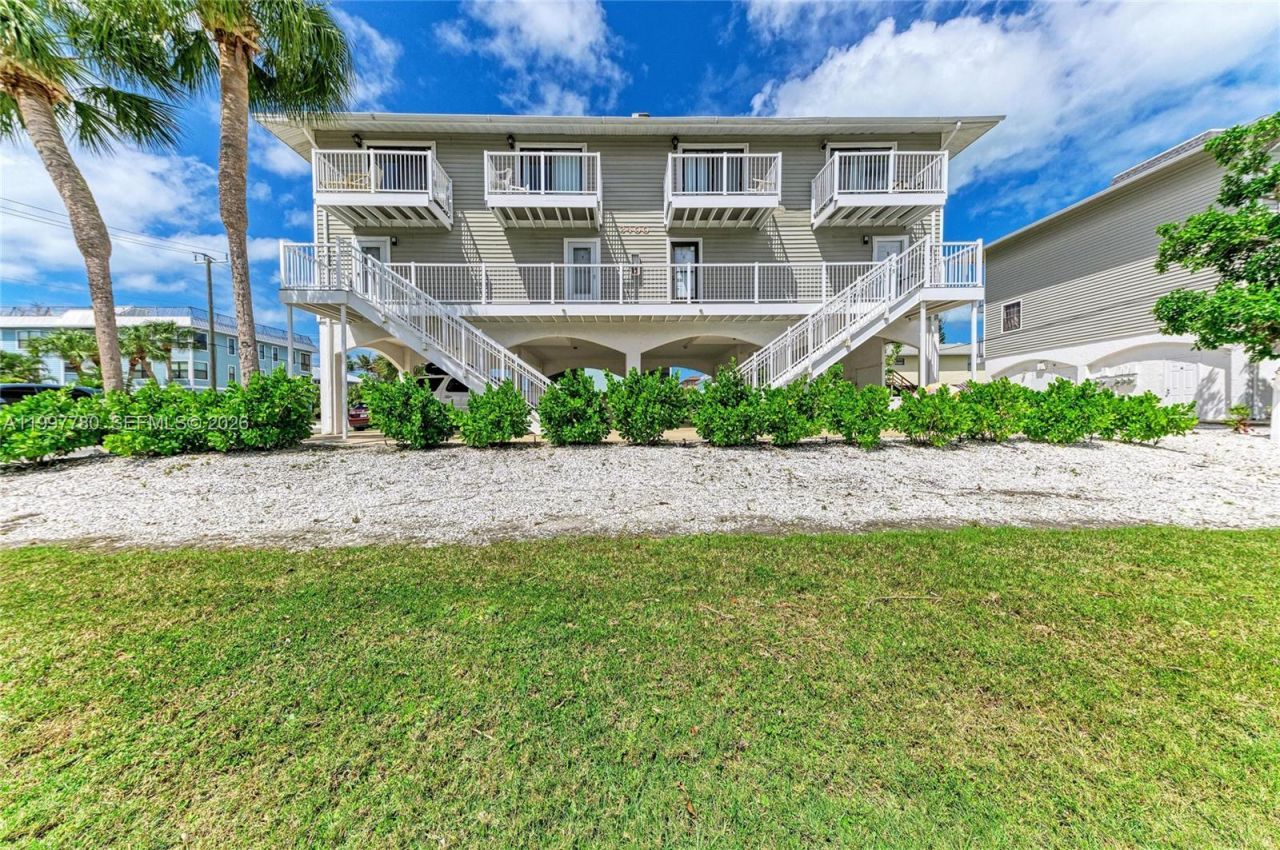 3400 6th Ave , Unit 6, Bradenton Beach, FL 34217 Photo