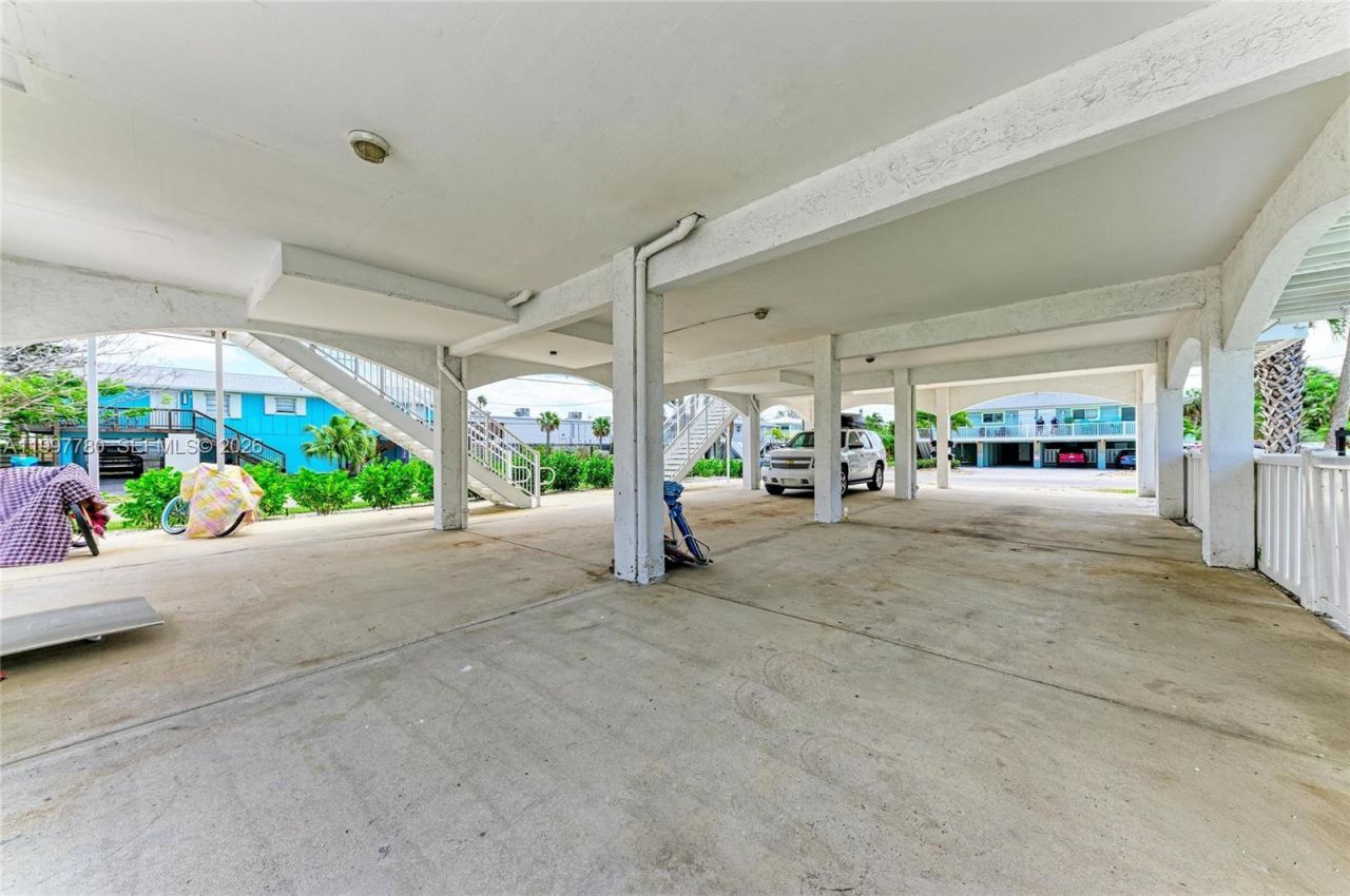 3400 6th Ave , Unit 6, Bradenton Beach, FL 34217 Photo