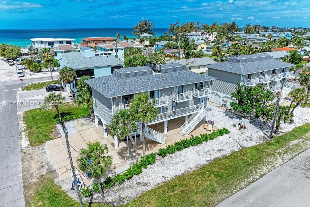 3400 6th Ave , Unit 6, Bradenton Beach, FL 34217 Photo