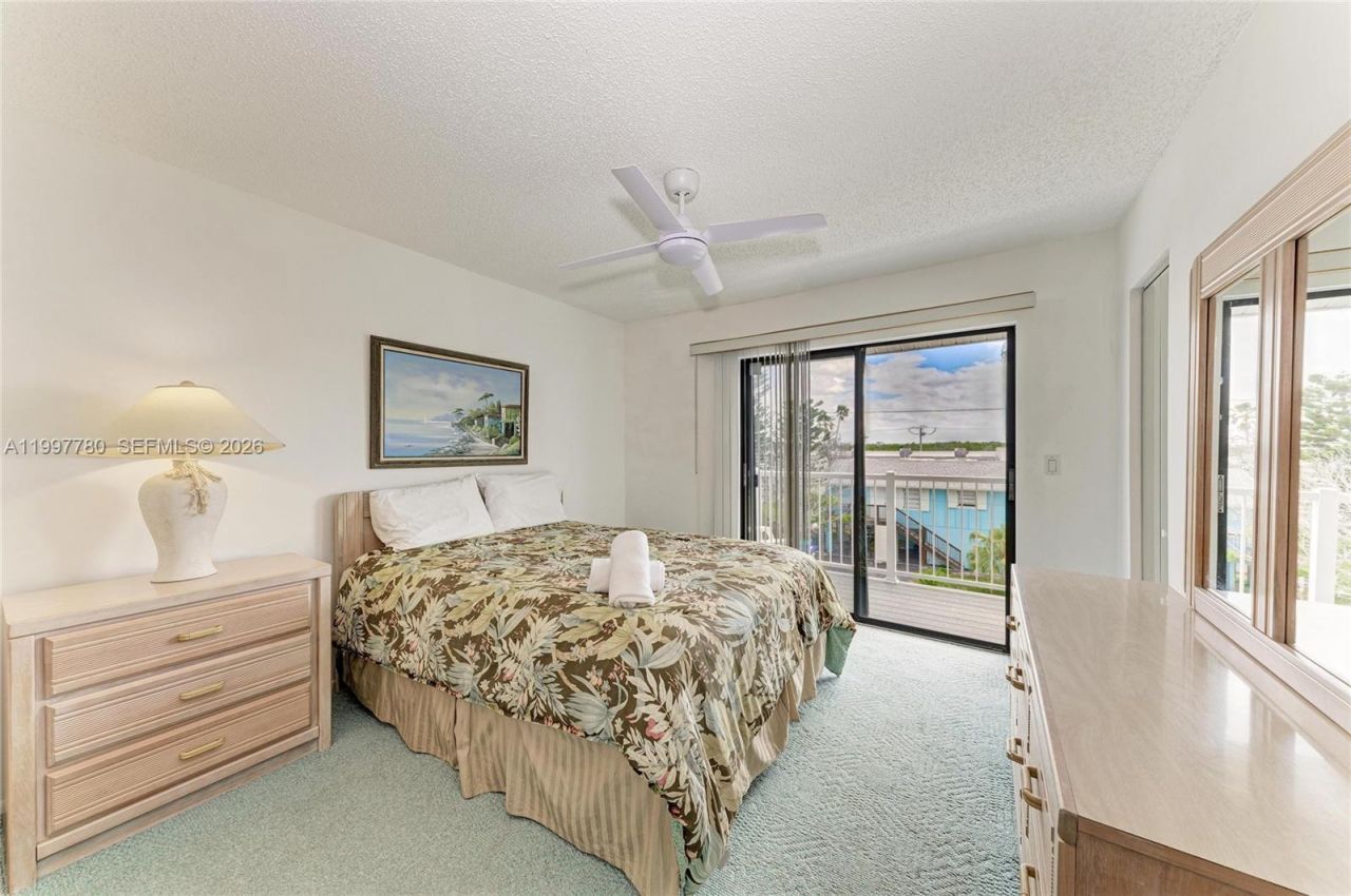 3400 6th Ave , Unit 6, Bradenton Beach, FL 34217 Photo