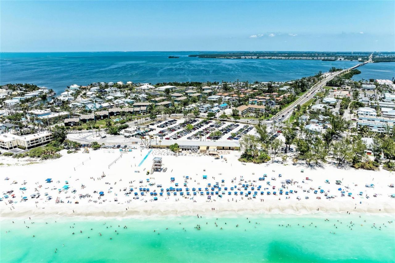 3400 6th Ave , Unit 6, Bradenton Beach, FL 34217 Photo