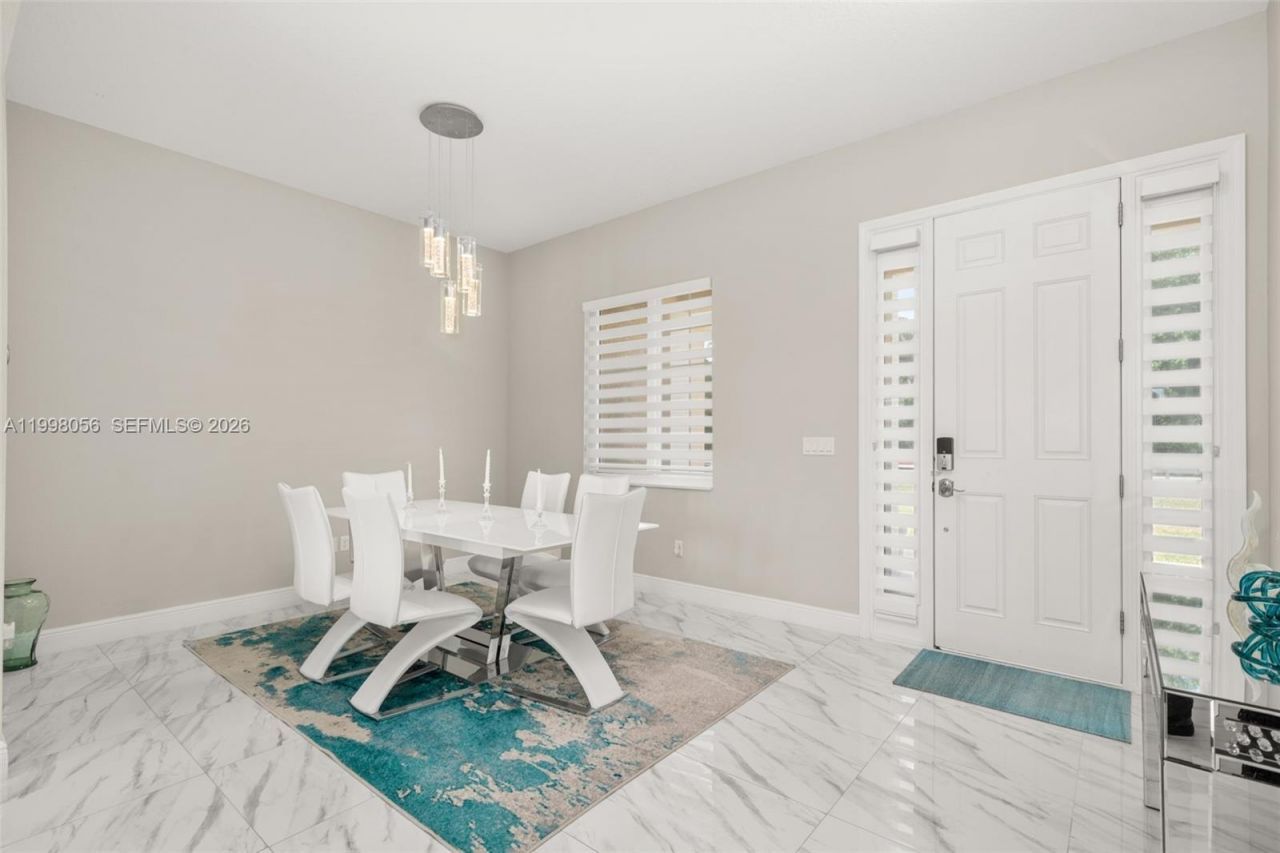 2009 Flower , Sebring, FL 33875 Photo