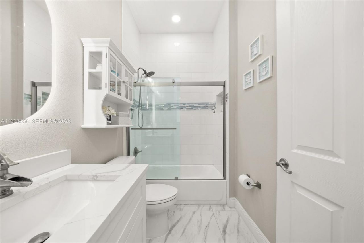 2009 Flower , Sebring, FL 33875 Photo