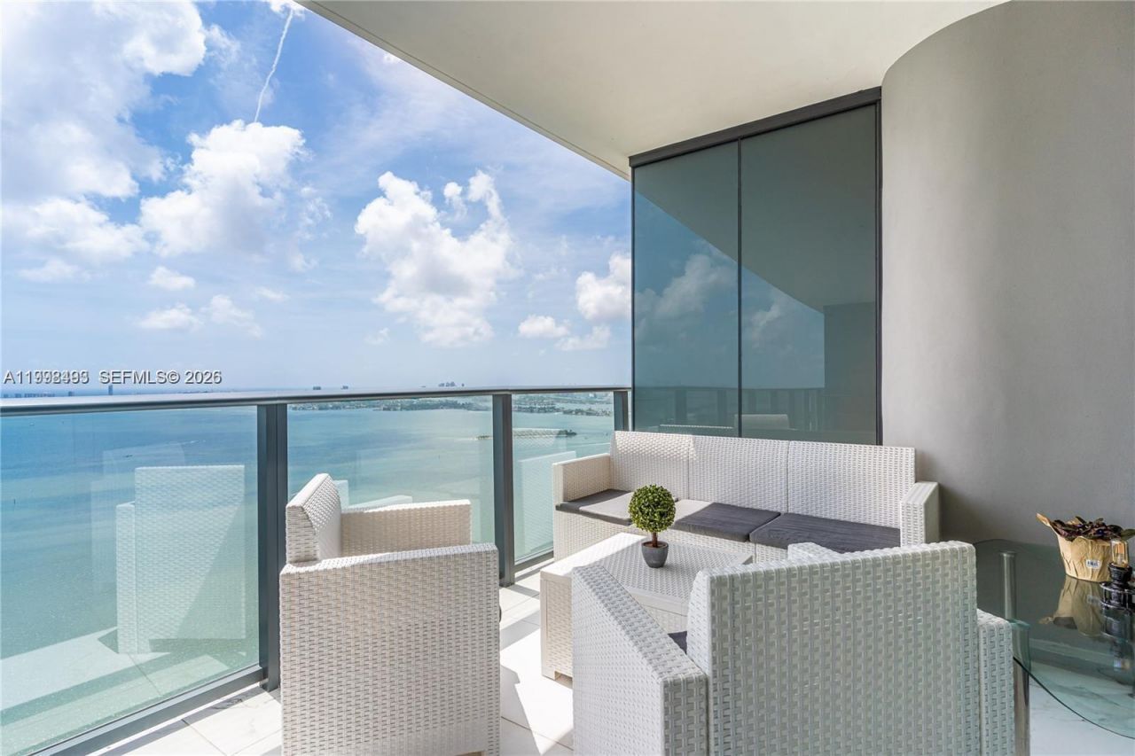 3131 NE 7th Ave, Unit 4202, Miami, FL 33137 Photo