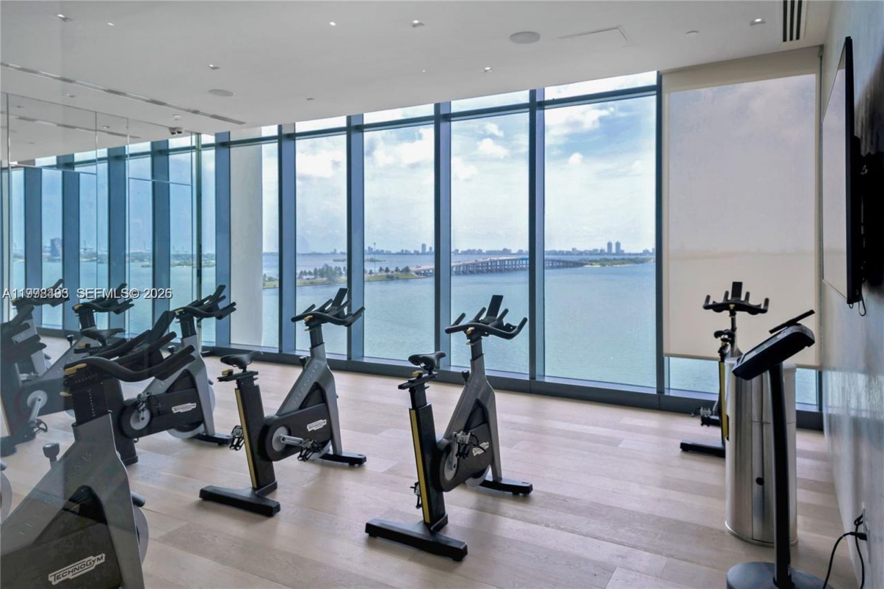 3131 NE 7th Ave, Unit 4202, Miami, FL 33137 Photo