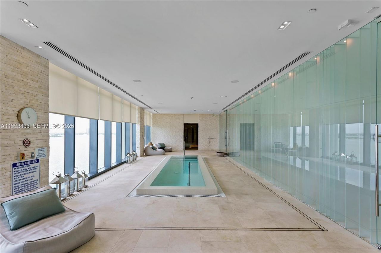 3131 NE 7th Ave, Unit 4202, Miami, FL 33137 Photo