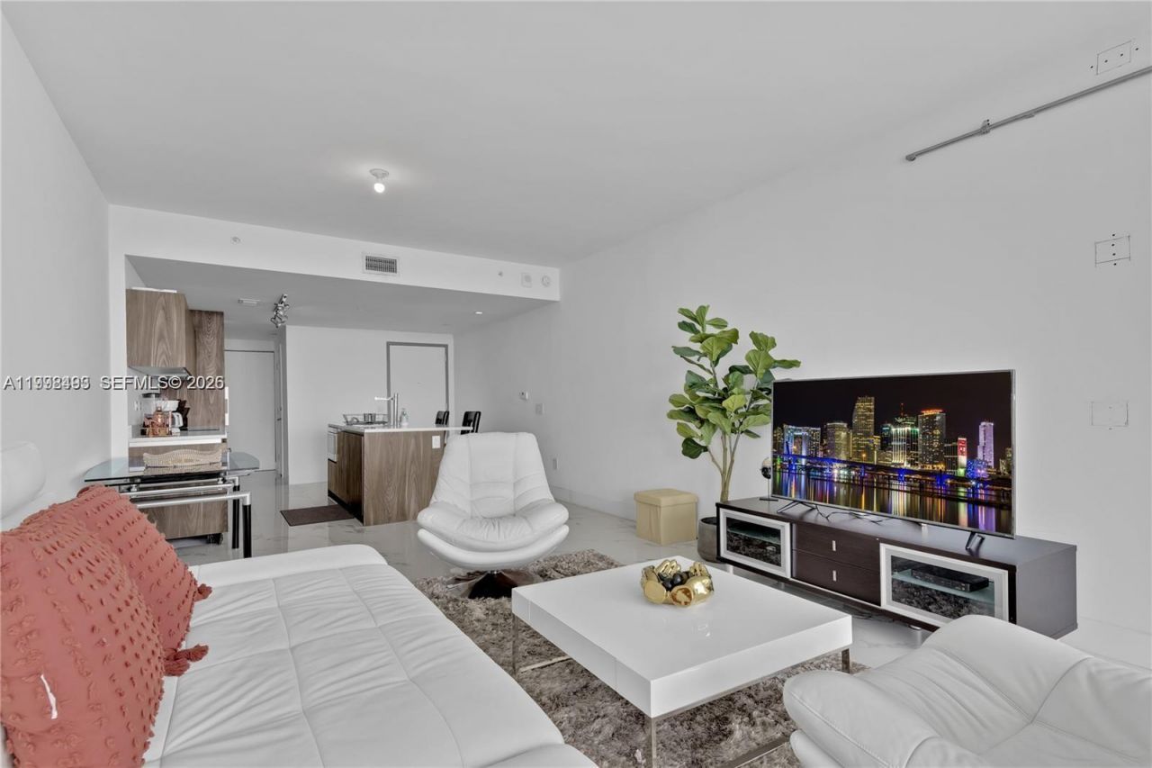 3131 NE 7th Ave, Unit 4202, Miami, FL 33137 Photo