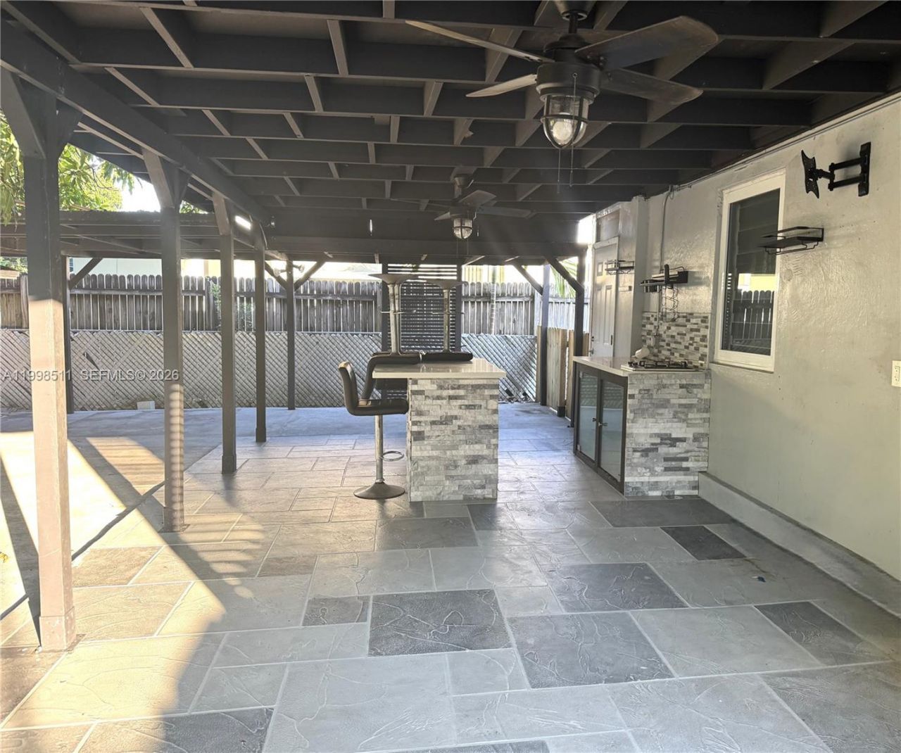 731 E 19th St, Hialeah, FL 33013 Photo