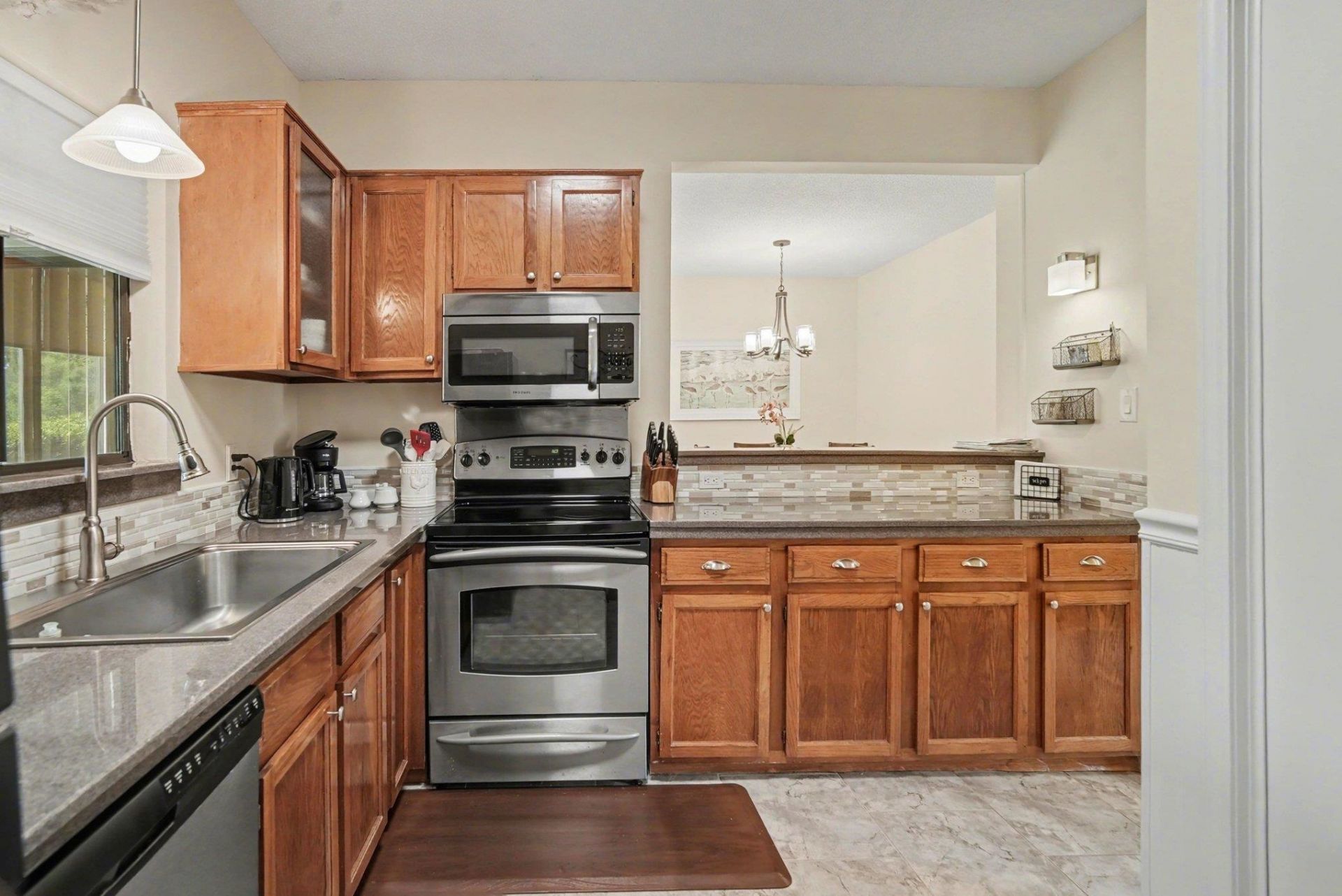 601 Indian Wells Ct. Photo 10