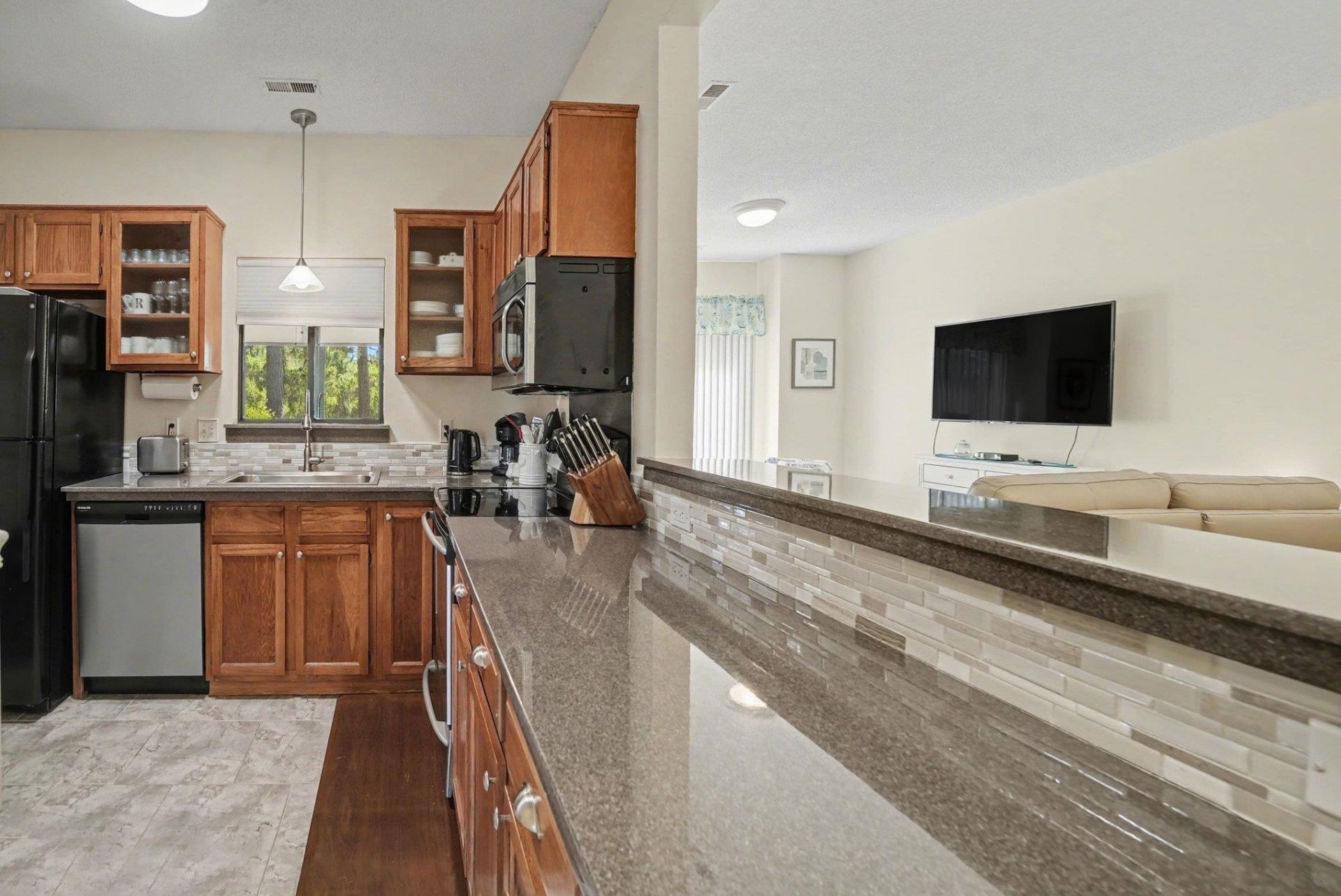 601 Indian Wells Ct. Photo 11