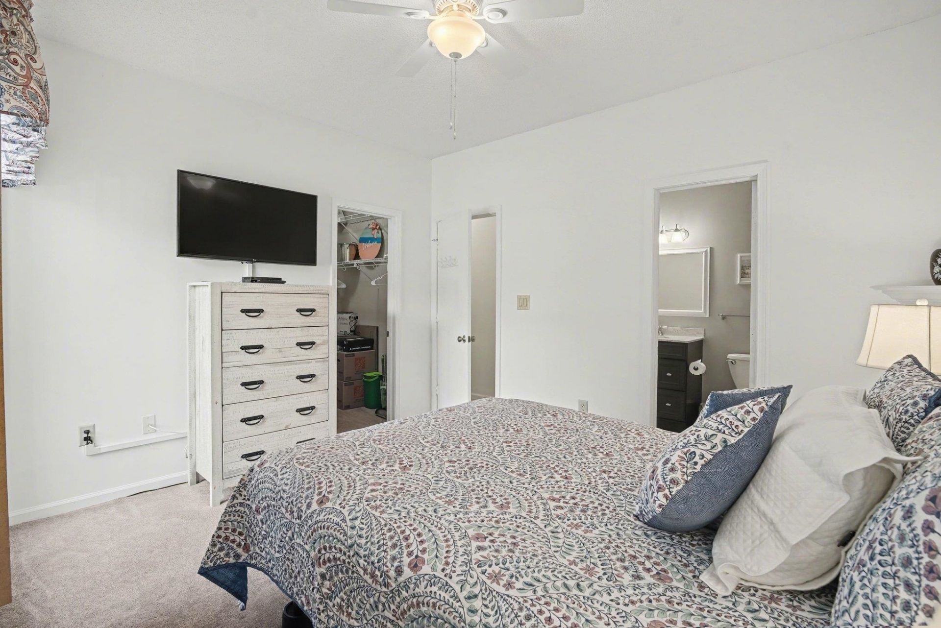 601 Indian Wells Ct. Photo 17