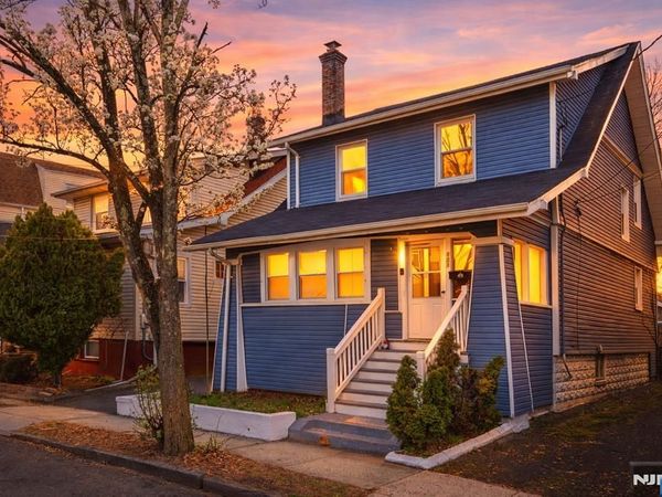 131 Headley Terrace, IRVINGTON, NJ 07111