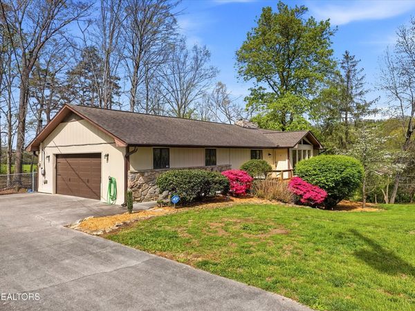 6428 Spring View Lane, Knoxville, TN 37918