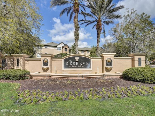 10961 BURNT MILL Road, Unit 824, Jacksonville, FL 32256