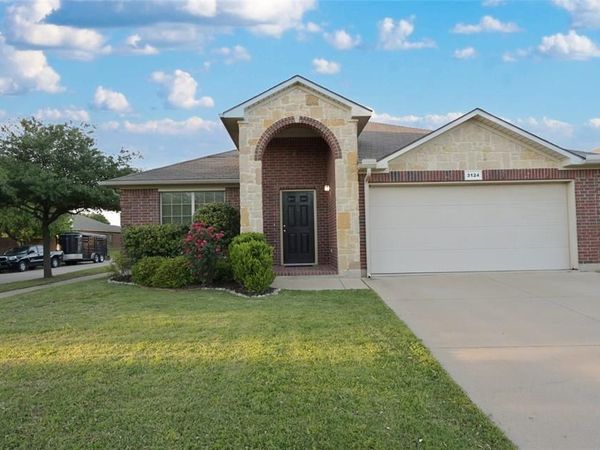 3124 Stonecrop Trail, Denton, TX 76226