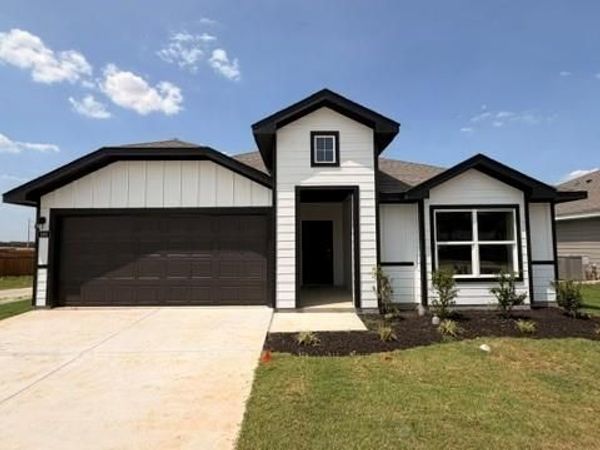 169 MLM Parkway, Bridgeport, TX 76426