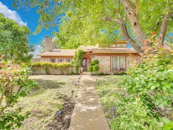 2902 Green Oaks Drive, Garland, TX 75040