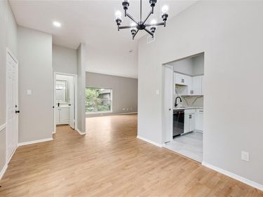 10406 High Hollows Drive, Unit 226, Dallas, TX 75230