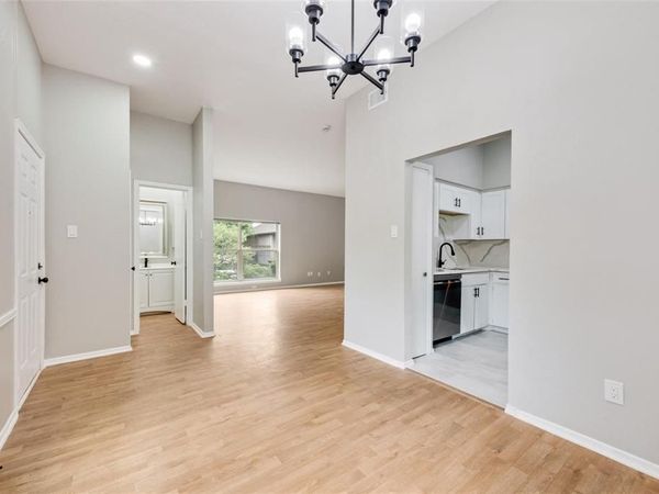 10406 High Hollows Drive, Unit 226, Dallas, TX 75230