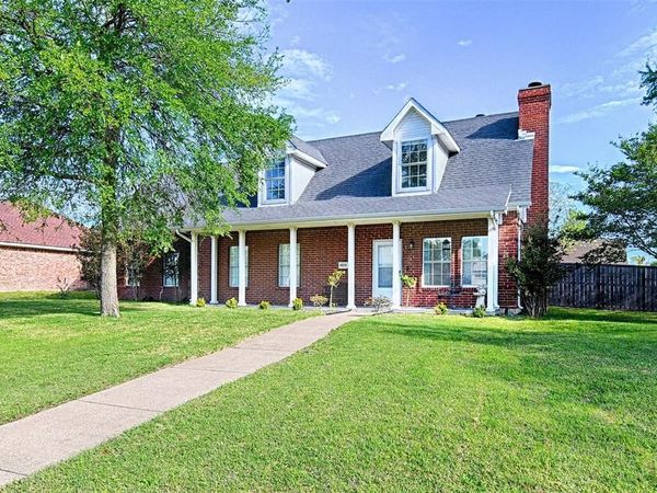 4805 Hunters Ridge Drive, Sachse, TX 75048
