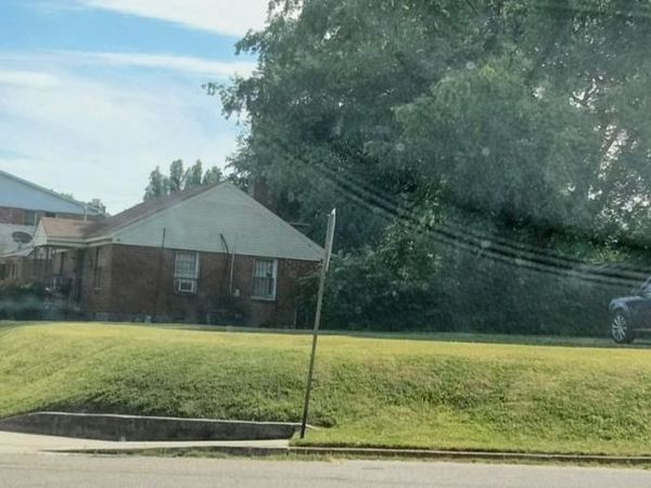 321 VOLUNTEER AVE, Memphis, TN 38109