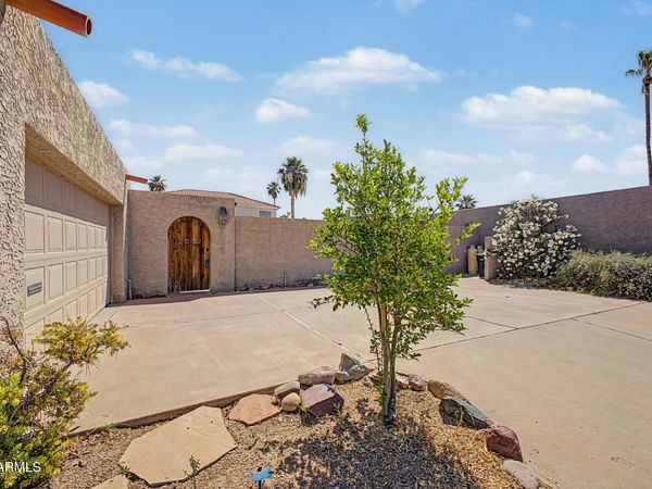2639 S BALA Drive, Tempe, AZ 85282