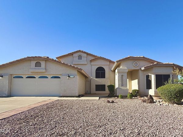 7649 W ASTER Drive, Peoria, AZ 85381