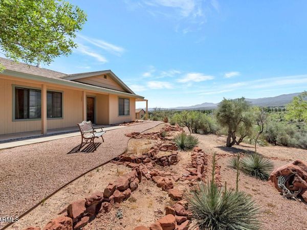 949 Rabbit Run, Clarkdale, AZ 86324