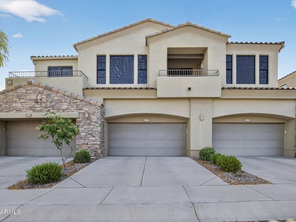 7445 E EAGLE CREST Drive, Unit 1056, Mesa, AZ 85207