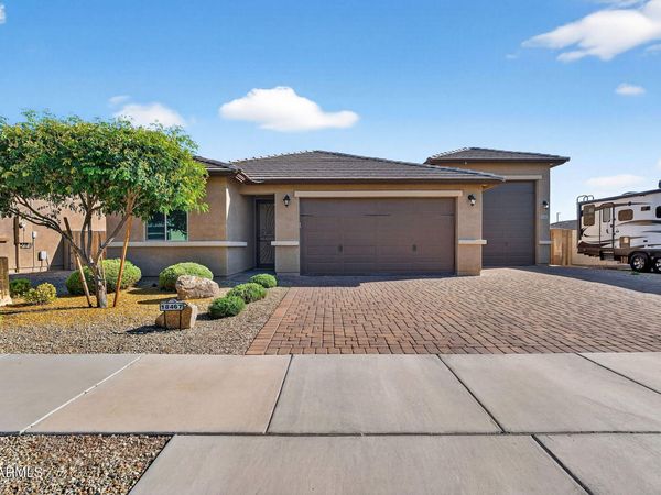 18467 W CARLOTA Lane, Surprise, AZ 85387