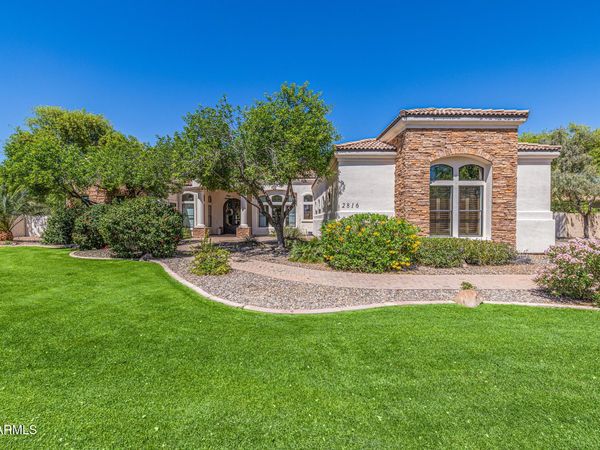 2816 E CLARK Drive, Gilbert, AZ 85297