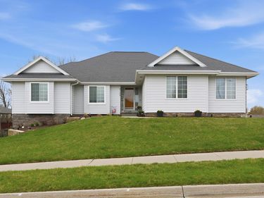 4105 GLADBROOK Drive, COUNCIL BLUFFS, IA 51503