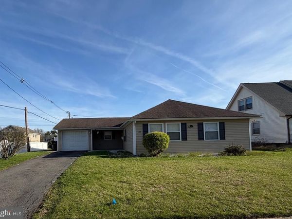 34 HOPKINS LANE , WILLINGBORO, NJ 08046