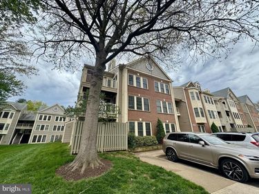 3804 RIDGE KNOLL COURT , Unit 303A, FAIRFAX, VA 22033
