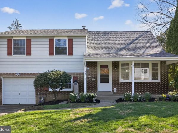 1602 MULBERRY ROAD , FLOURTOWN, PA 19031