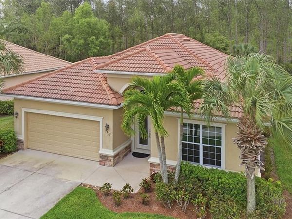 7932 Princeton DR, NAPLES, FL 34104