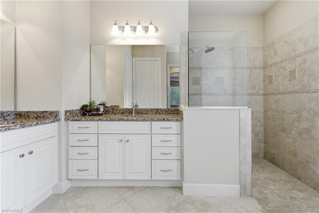 7932 Princeton Dr, Naples, FL 34104 Photo