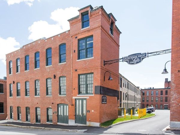 64 Beacon Street, Unit A-209, Worcester, MA 01608