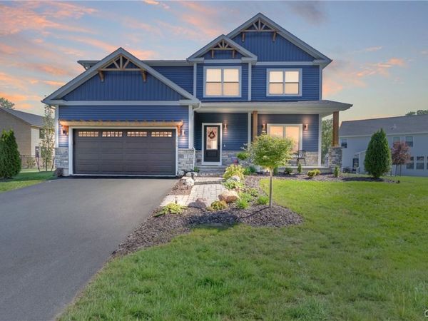 3380 Hickory Knoll Lane, Baldwinsville, NY 13027