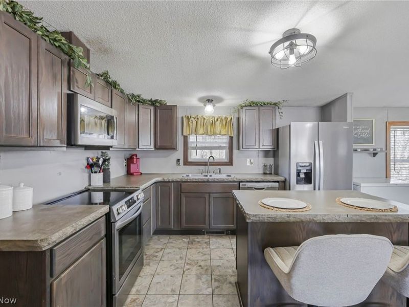 180 Rusty Rifle Road, Zanesville, OH 43701 Photo 14