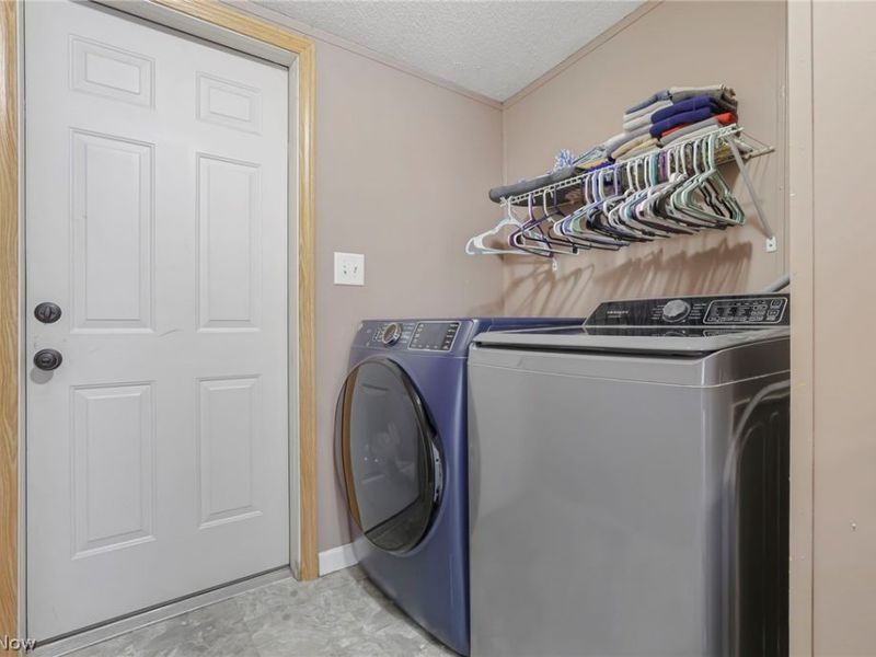 180 Rusty Rifle Road, Zanesville, OH 43701 Photo 20