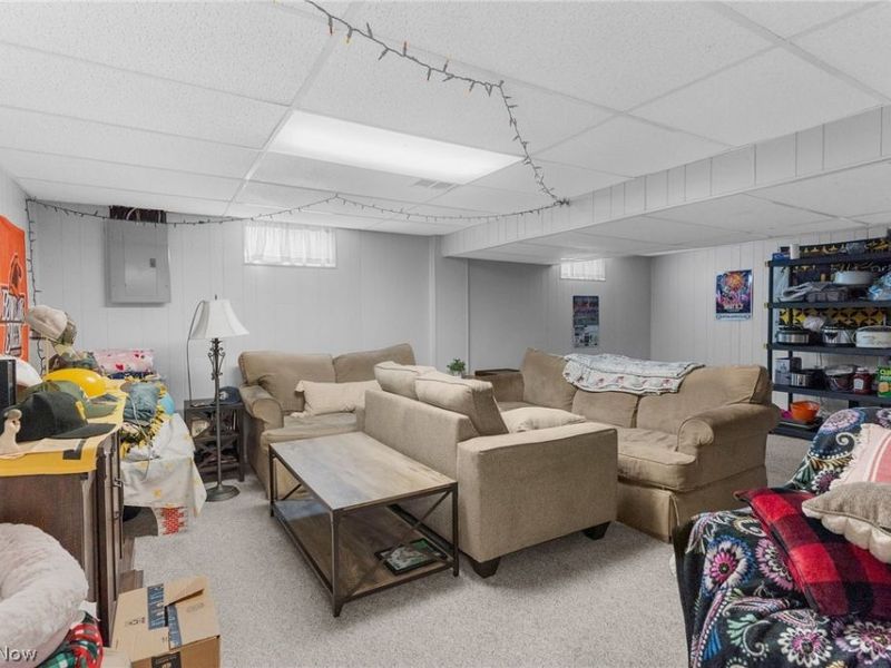 545 Meadowland Court, Hubbard, OH 44425 Photo 18