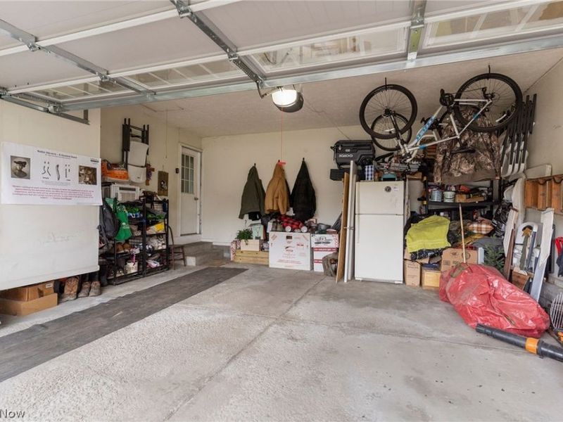 545 Meadowland Court, Hubbard, OH 44425 Photo 26