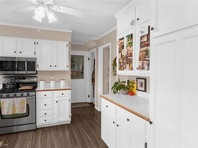 545 Meadowland Court, Hubbard, OH 44425 Photo 8