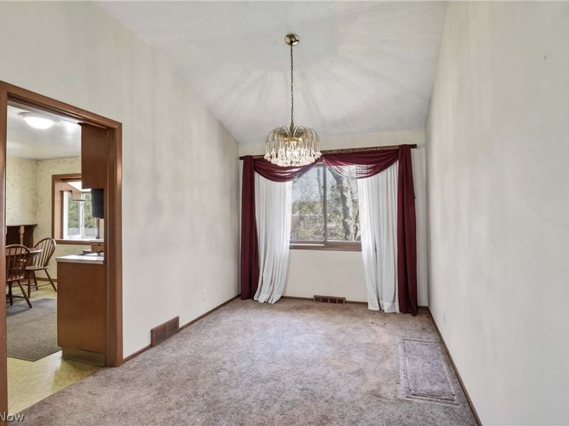 6555 Hunt Circle, Mayfield Village, OH 44143 Photo 11