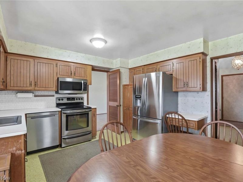 6555 Hunt Circle, Mayfield Village, OH 44143 Photo 13