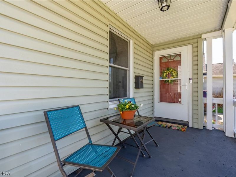 559 Essex Street, Akron, OH 44306 Photo 8