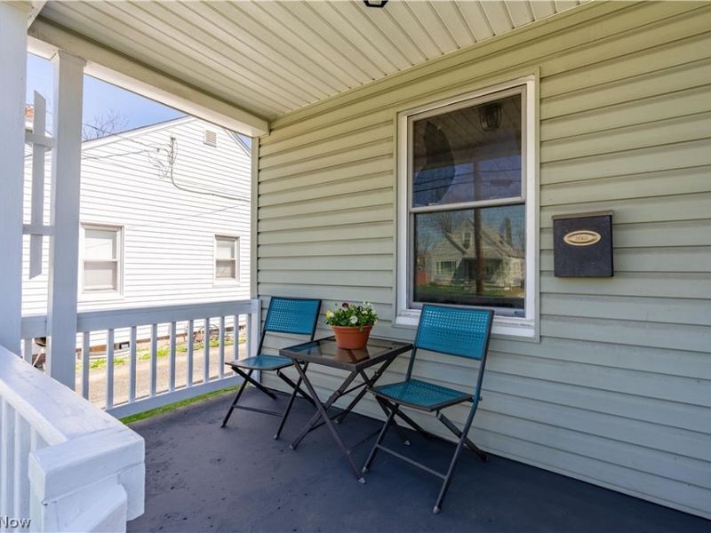 559 Essex Street, Akron, OH 44306 Photo 9