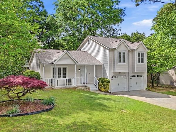 500 Sheringham Court, Roswell, GA 30076
