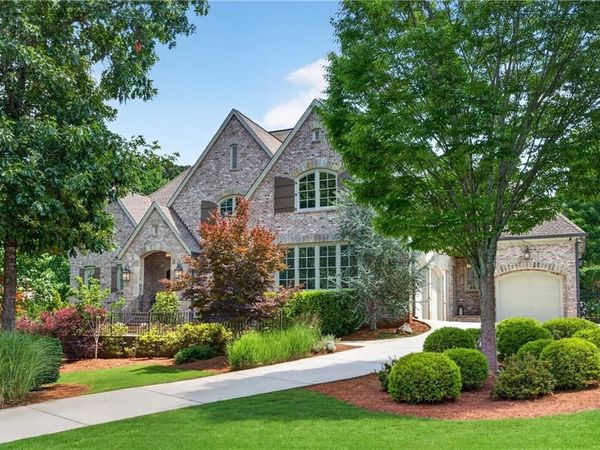 4915 Kettle River Point, Suwanee, GA 30024